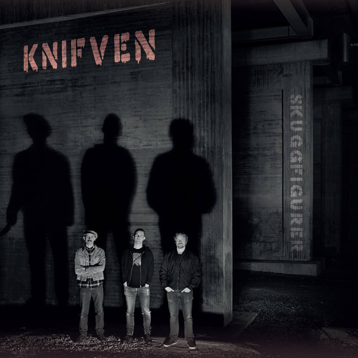 Knifven - Skuggfigurer